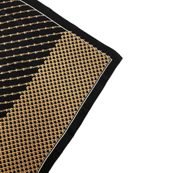 Ava & Aiden Silk Printed Scarf - Picture 3 of 6